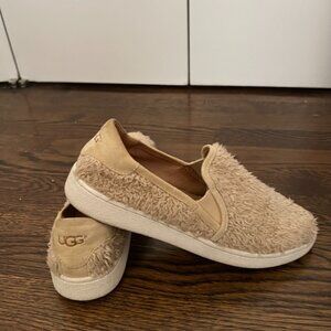Women's UGG Fuzzy Slip-on Shoes